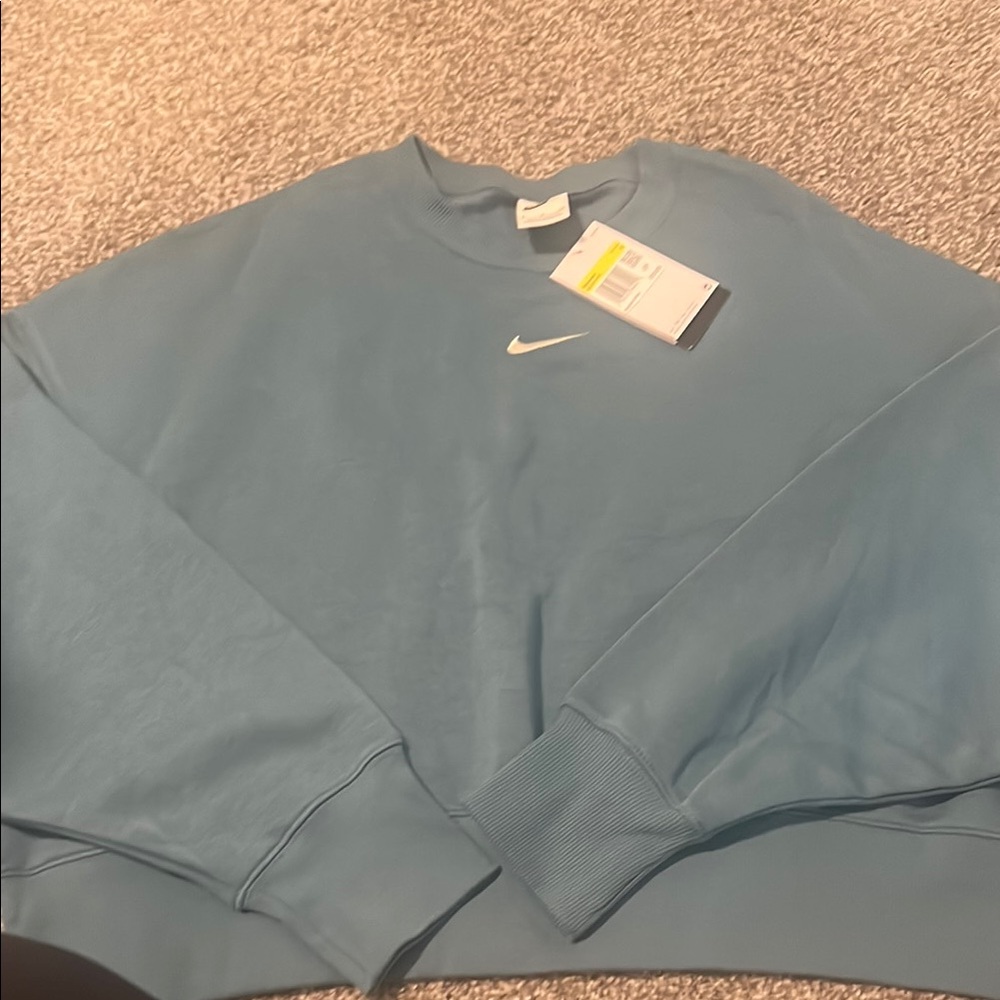Nike Blue Crewneck Sweater with Classic Design